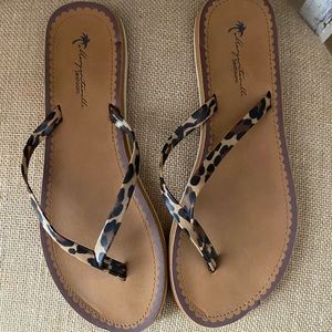 Margaritaville seafoam Sandals leopard print